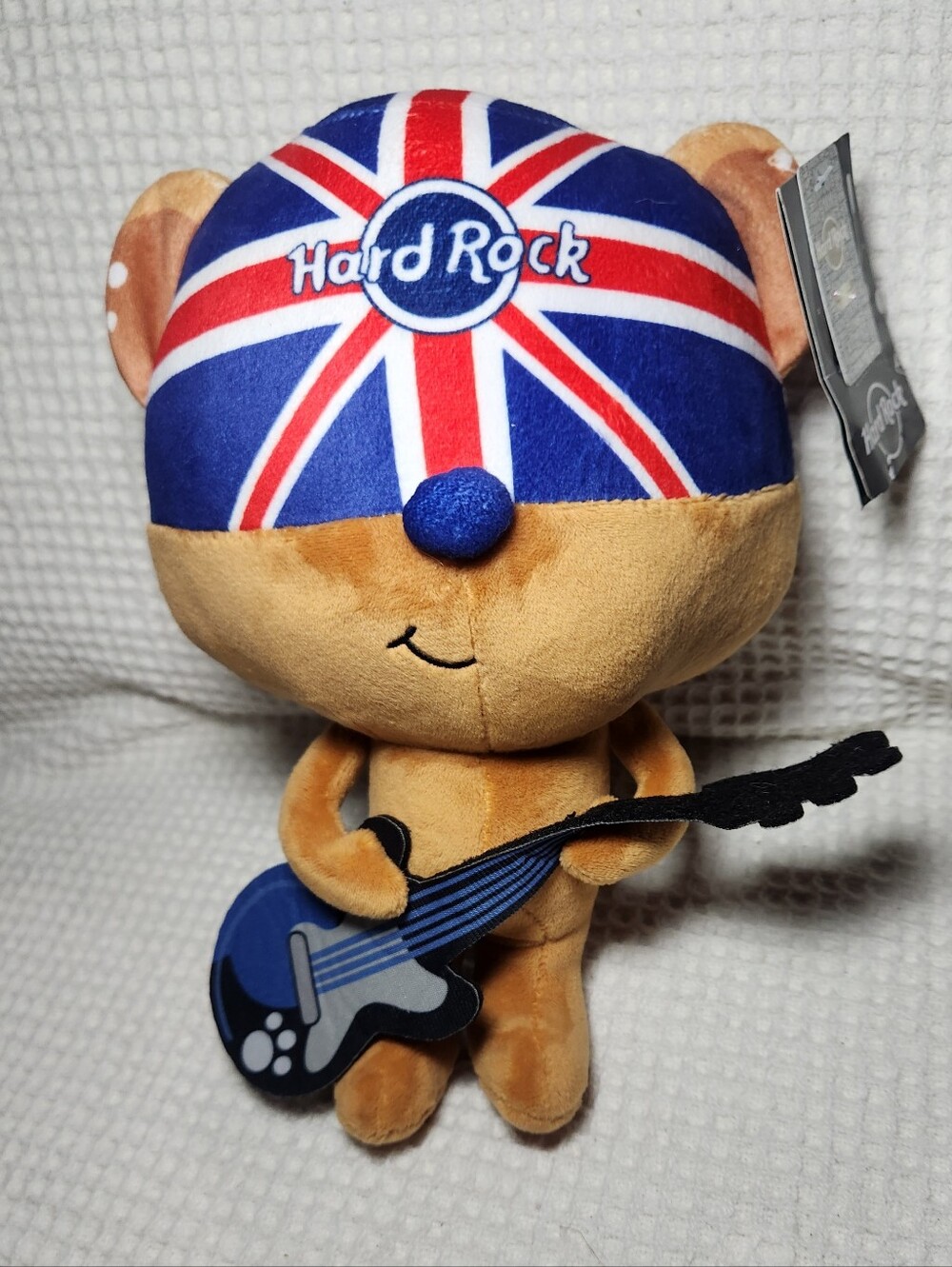 The Hard Rock Cafe "Sir Kingston" Roxstars plush bear NWT